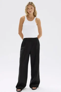Discount Assembly Label Aria Linen Pant - Black