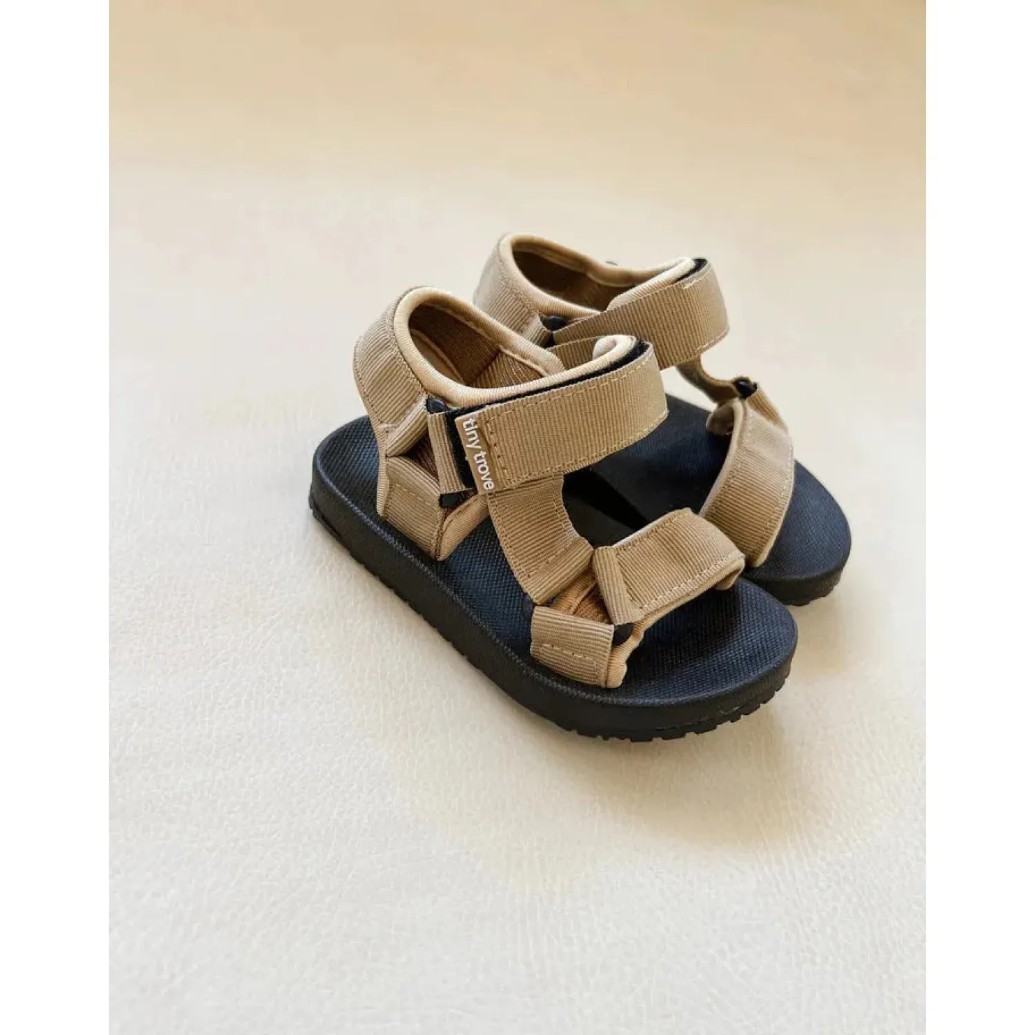 Outlet Tiny Trove Olympia Velcro Sandals