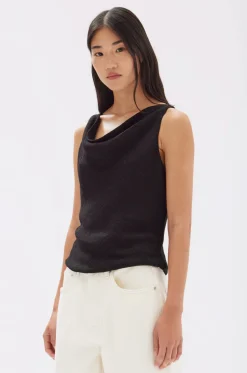 Assembly Label Reign Textured Top - Black